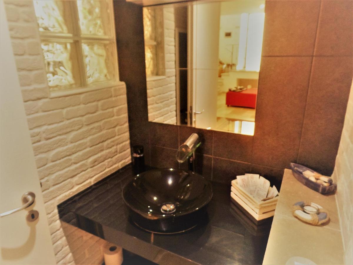 Regina Viarum Apartment, Historic City Centre Brindisi Dış mekan fotoğraf